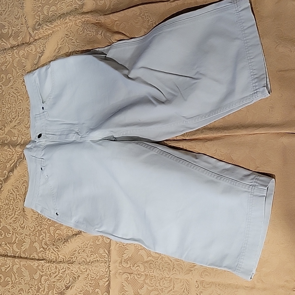 Capris